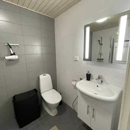 Arctic Penthouse With Free Parking And High-speed Wi-fi Apartamento