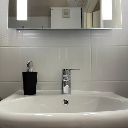 Arctic Penthouse With Free Parking And High-speed Wi-fi 公寓 *