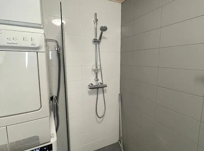 Arctic Penthouse With Free Parking And High-speed Wi-fi דירה *